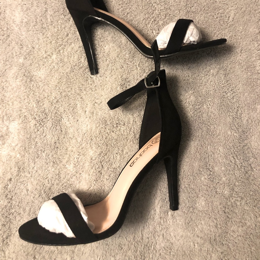 Black ankle heels, very sexy brand new, never worn